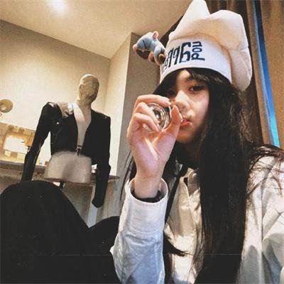 几度菊花香